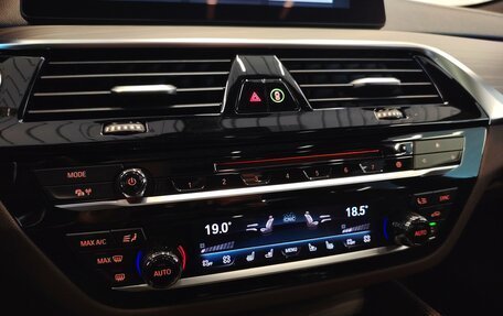 BMW 5 серия, 2018 год, 4 457 000 рублей, 17 фотография