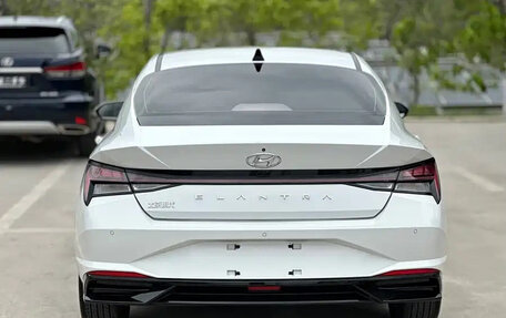 Hyundai Elantra, 2022 год, 1 530 000 рублей, 10 фотография