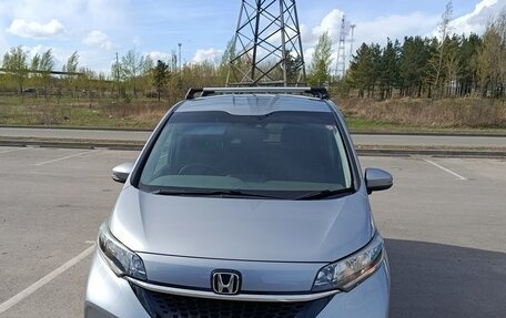 Honda Freed II, 2020 год, 1 810 000 рублей, 2 фотография