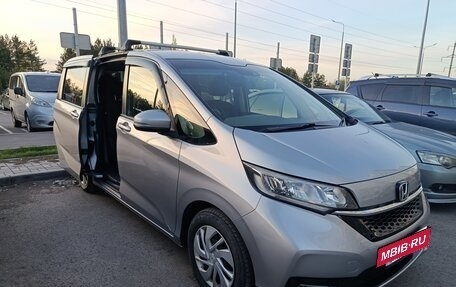Honda Freed II, 2020 год, 1 810 000 рублей, 9 фотография