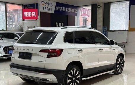 Skoda Karoq I, 2022 год, 1 993 000 рублей, 4 фотография