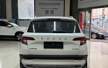 Skoda Karoq I, 2022 год, 1 993 000 рублей, 5 фотография