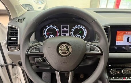 Skoda Karoq I, 2022 год, 1 993 000 рублей, 11 фотография
