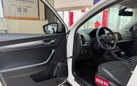 Skoda Karoq I, 2022 год, 1 993 000 рублей, 8 фотография