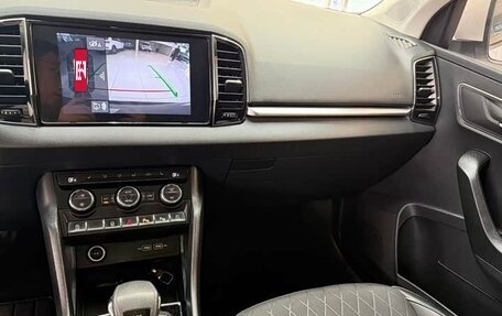 Skoda Karoq I, 2022 год, 1 993 000 рублей, 12 фотография