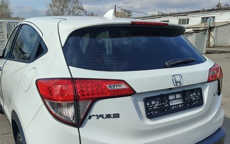 Honda Vezel, 2022 год, 1 780 000 рублей, 11 фотография