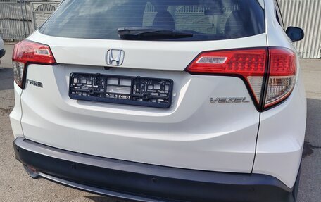 Honda Vezel, 2022 год, 1 780 000 рублей, 9 фотография