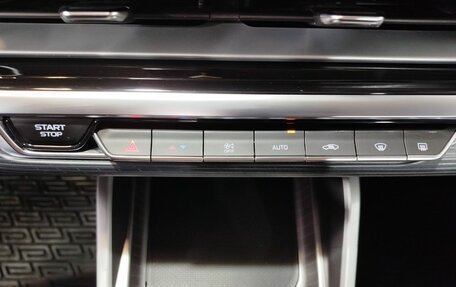Geely Emgrand, 2024 год, 1 840 000 рублей, 17 фотография