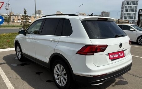 Volkswagen Tiguan II, 2021 год, 2 350 000 рублей, 4 фотография