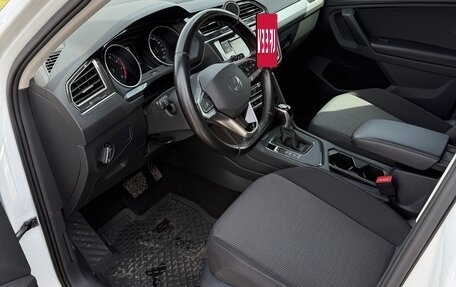 Volkswagen Tiguan II, 2021 год, 2 350 000 рублей, 9 фотография