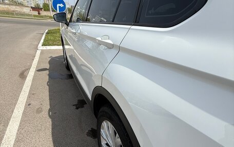 Volkswagen Tiguan II, 2021 год, 2 350 000 рублей, 19 фотография