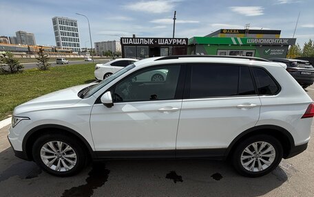 Volkswagen Tiguan II, 2021 год, 2 350 000 рублей, 13 фотография