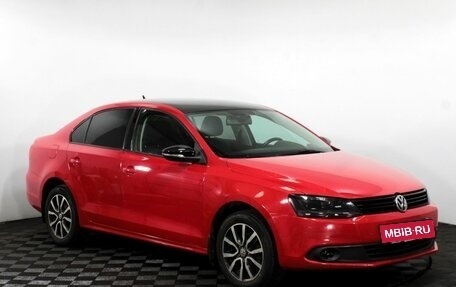Volkswagen Jetta VI, 2013 год, 999 000 рублей, 4 фотография