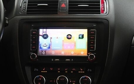 Volkswagen Jetta VI, 2013 год, 999 000 рублей, 14 фотография