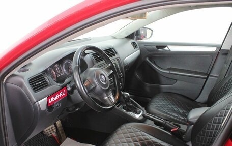 Volkswagen Jetta VI, 2013 год, 999 000 рублей, 16 фотография