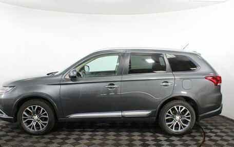 Mitsubishi Outlander III рестайлинг 3, 2015 год, 1 975 000 рублей, 9 фотография