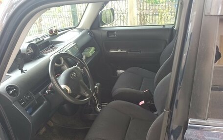 Scion xB II рестайлинг, 2004 год, 635 000 рублей, 8 фотография