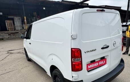Opel Vivaro, 2020 год, 2 300 000 рублей, 10 фотография
