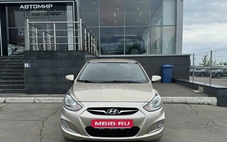 Hyundai Solaris II рестайлинг, 2011 год, 810 000 рублей, 2 фотография