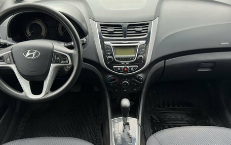 Hyundai Solaris II рестайлинг, 2011 год, 810 000 рублей, 10 фотография