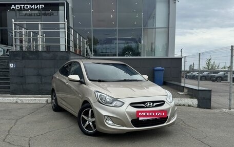 Hyundai Solaris II рестайлинг, 2011 год, 810 000 рублей, 3 фотография