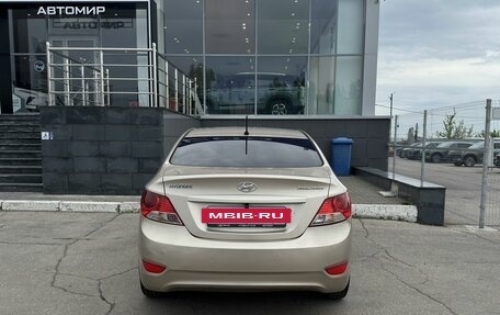 Hyundai Solaris II рестайлинг, 2011 год, 810 000 рублей, 6 фотография