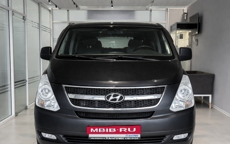 Hyundai Grand Starex Grand Starex I рестайлинг 2, 2010 год, 933 000 рублей, 2 фотография