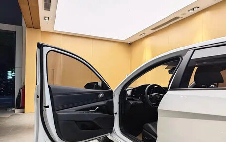 Hyundai Elantra, 2022 год, 1 275 400 рублей, 11 фотография
