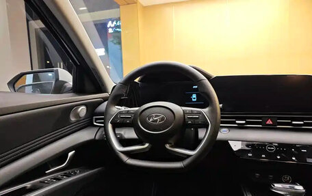 Hyundai Elantra, 2022 год, 1 275 400 рублей, 17 фотография