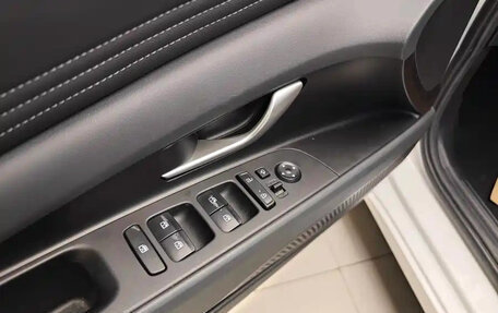 Hyundai Elantra, 2022 год, 1 275 400 рублей, 28 фотография