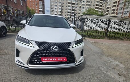 Lexus RX IV рестайлинг, 2021 год, 6 200 000 рублей, 1 фотография