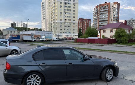 BMW 3 серия, 2006 год, 840 000 рублей, 3 фотография