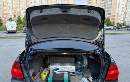 BMW 3 серия, 2006 год, 840 000 рублей, 14 фотография