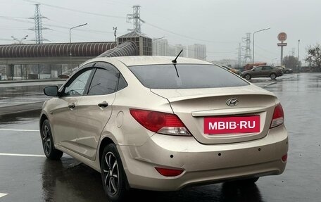 Hyundai Solaris II рестайлинг, 2011 год, 540 000 рублей, 26 фотография