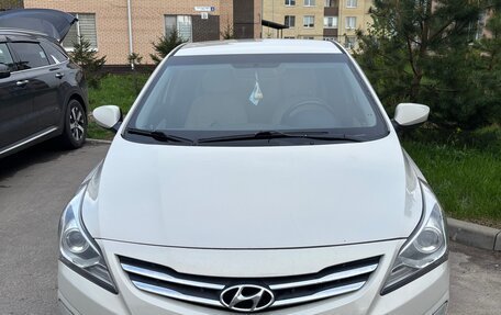 Hyundai Solaris II рестайлинг, 2016 год, 1 346 000 рублей, 2 фотография
