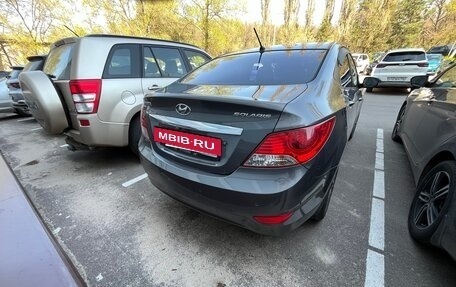 Hyundai Solaris II рестайлинг, 2012 год, 800 000 рублей, 2 фотография