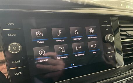 Volkswagen Caravelle T6 рестайлинг, 2021 год, 4 150 000 рублей, 17 фотография