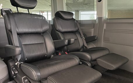 Volkswagen Caravelle T6 рестайлинг, 2021 год, 4 150 000 рублей, 26 фотография