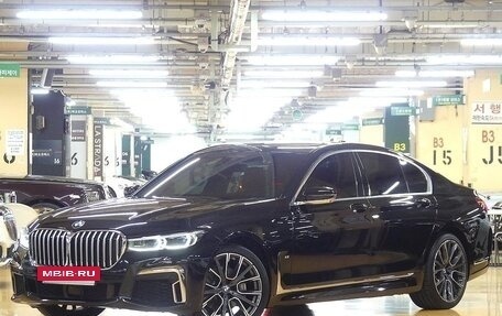 BMW 7 серия, 2022 год, 8 900 000 рублей, 2 фотография