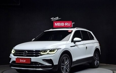 Volkswagen Tiguan II, 2021 год, 3 359 000 рублей, 1 фотография
