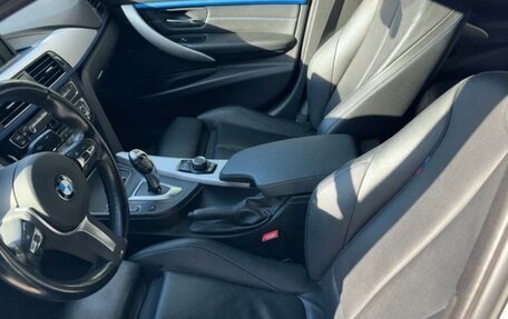 BMW 3 серия, 2018 год, 3 050 000 рублей, 11 фотография