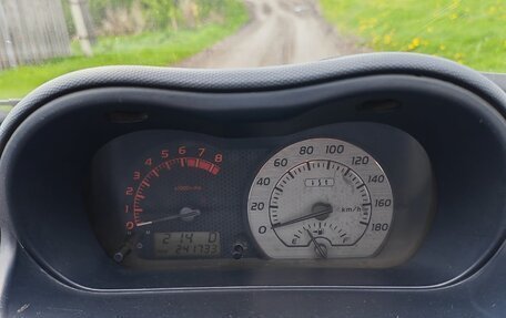 Toyota Ist II, 2004 год, 455 000 рублей, 11 фотография