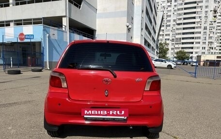Toyota Vitz, 2001 год, 445 000 рублей, 11 фотография