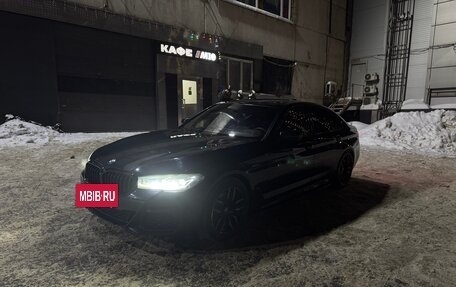 BMW 5 серия, 2018 год, 3 000 000 рублей, 3 фотография