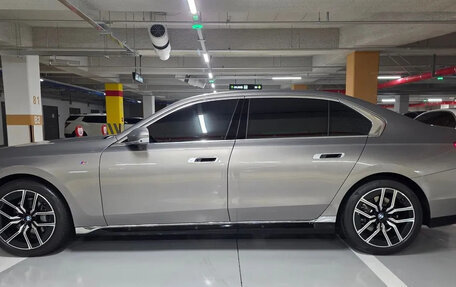 BMW 7 серия, 2025 год, 15 300 000 рублей, 7 фотография