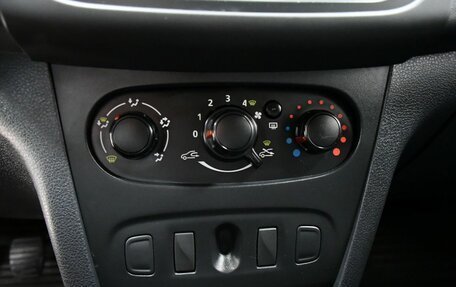 Renault Logan II, 2014 год, 547 000 рублей, 14 фотография
