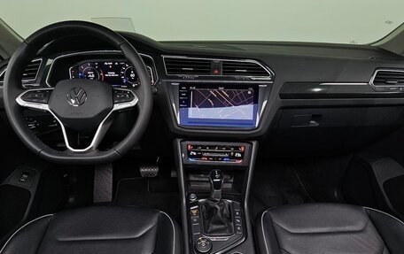 Volkswagen Tiguan II, 2021 год, 2 952 000 рублей, 7 фотография