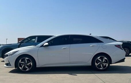 Hyundai Elantra, 2022 год, 1 518 000 рублей, 7 фотография