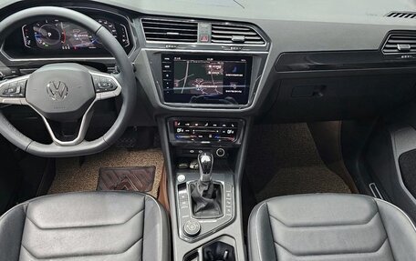 Volkswagen Tiguan II, 2021 год, 3 359 000 рублей, 7 фотография
