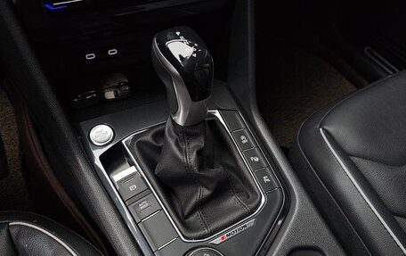 Volkswagen Tiguan II, 2021 год, 3 359 000 рублей, 9 фотография